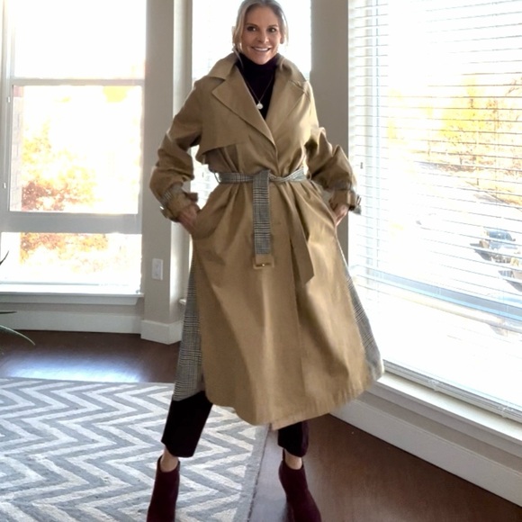 VINTAGE Camel & Plaid Swingy Trench Coat. Pristine condition, watch video - Picture 3 of 9